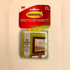 Hanging strips for wall decor